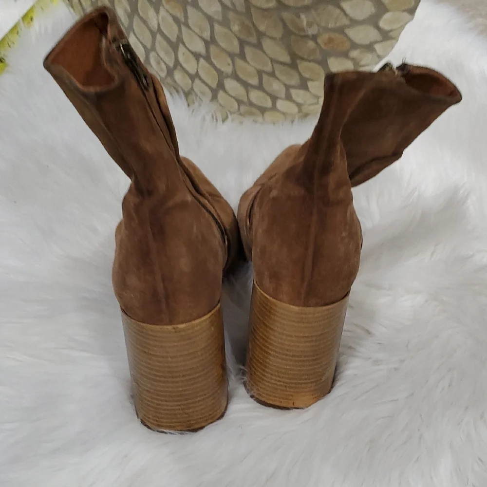 Pure Navy Chic Tan Suede Heeled Boots - Picture 11 of 16